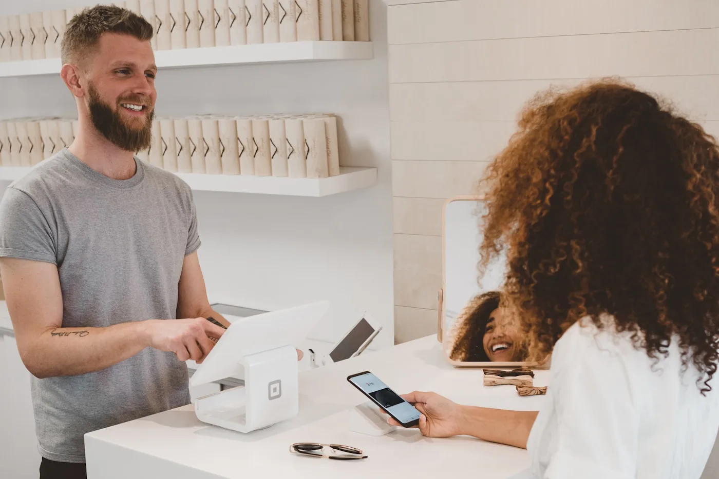 E-commerce checkout and product experience on a custom storefront